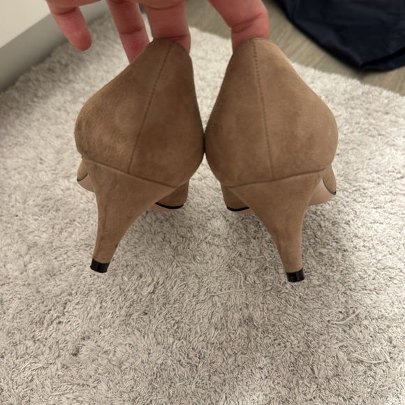 Prada suede scalloped front pumps 37.5 - Picture 7 of 11